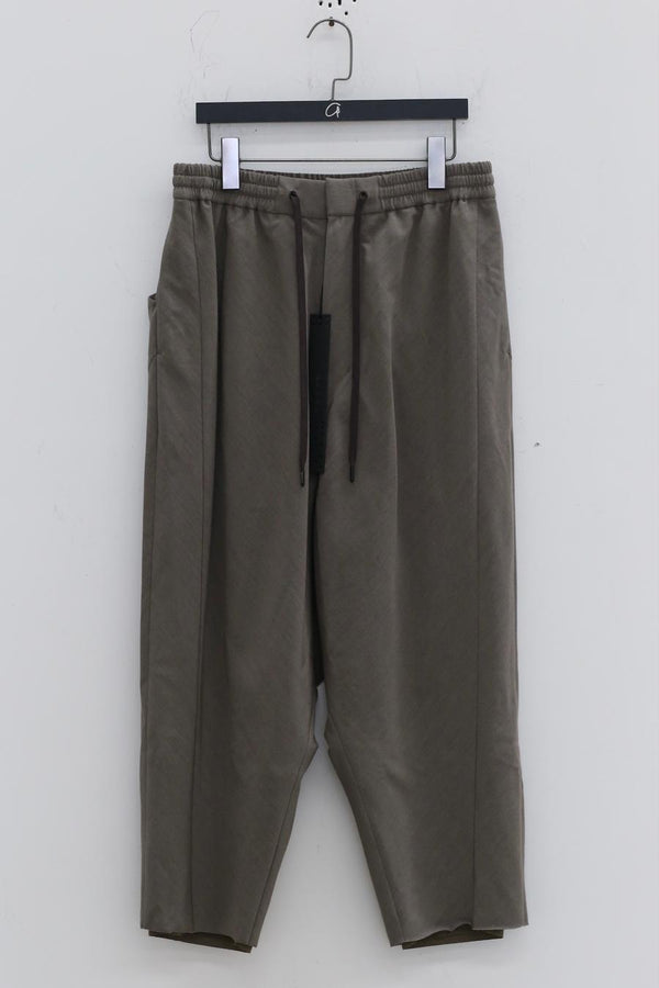 DEVOA Mid Gray Carrot PTN-IRKL